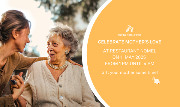 Mothers Day in a restaurant